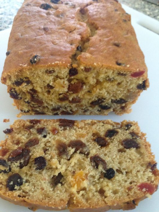 Freda’s apple & fruit loaf