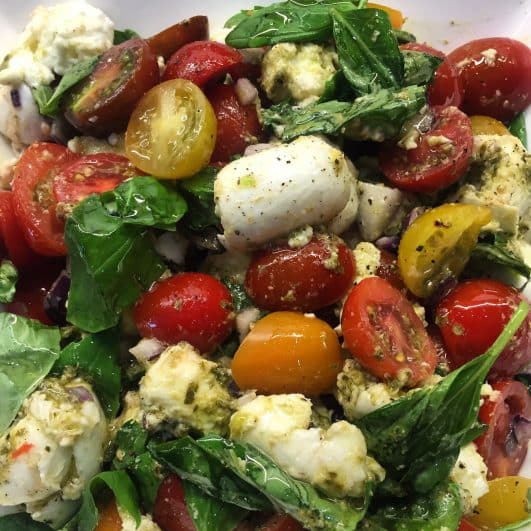 Easy Peasy Tomato & Mozzarella Salad