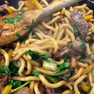 Easy Beef Udon Noodles