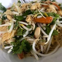 Wok on baby Pad Thai