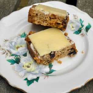 Lincolnshire Plum Bread – my mums