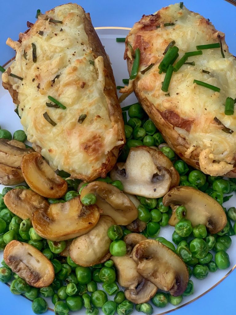 Healthy Stuffed Jacket Potatoes