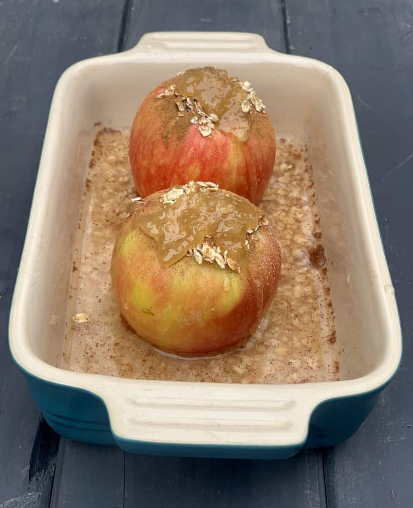 Baked Apples with cinnamon & oats - ready for the oven