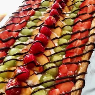 Easy Fruit Tart on puff pastry