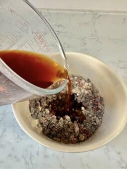 Dried fruit and tea 