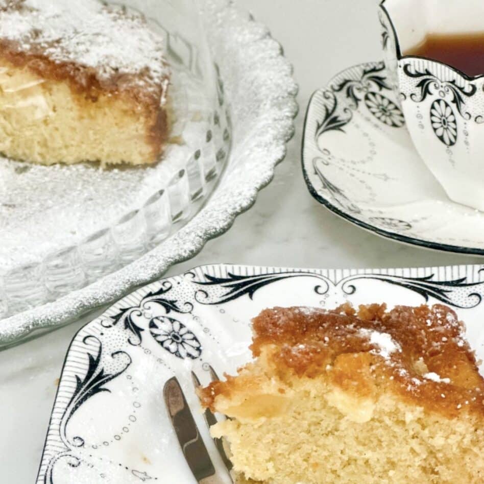 One Bowl Apple Cake – Easy